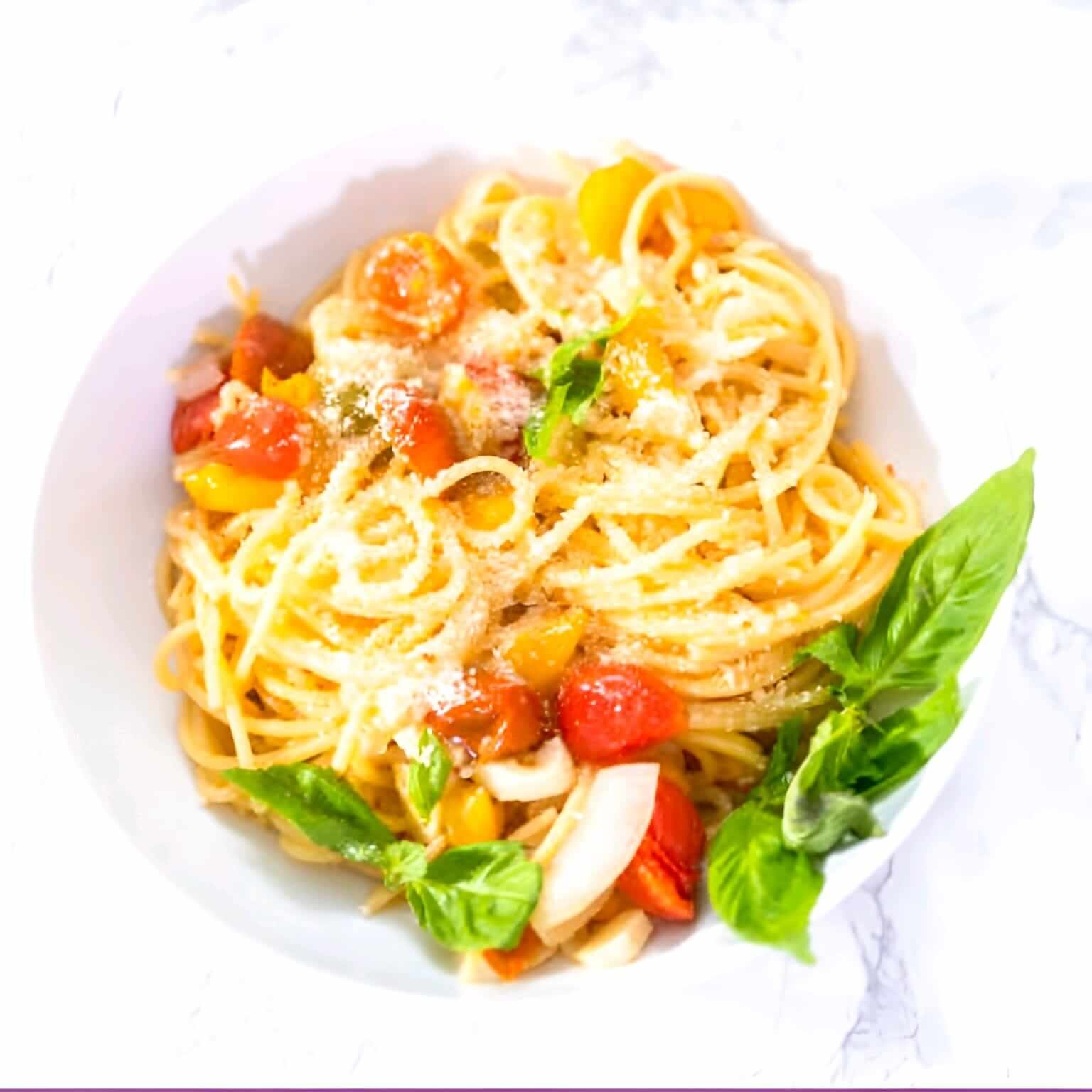 One-Pan Garlic Tomato Pasta
